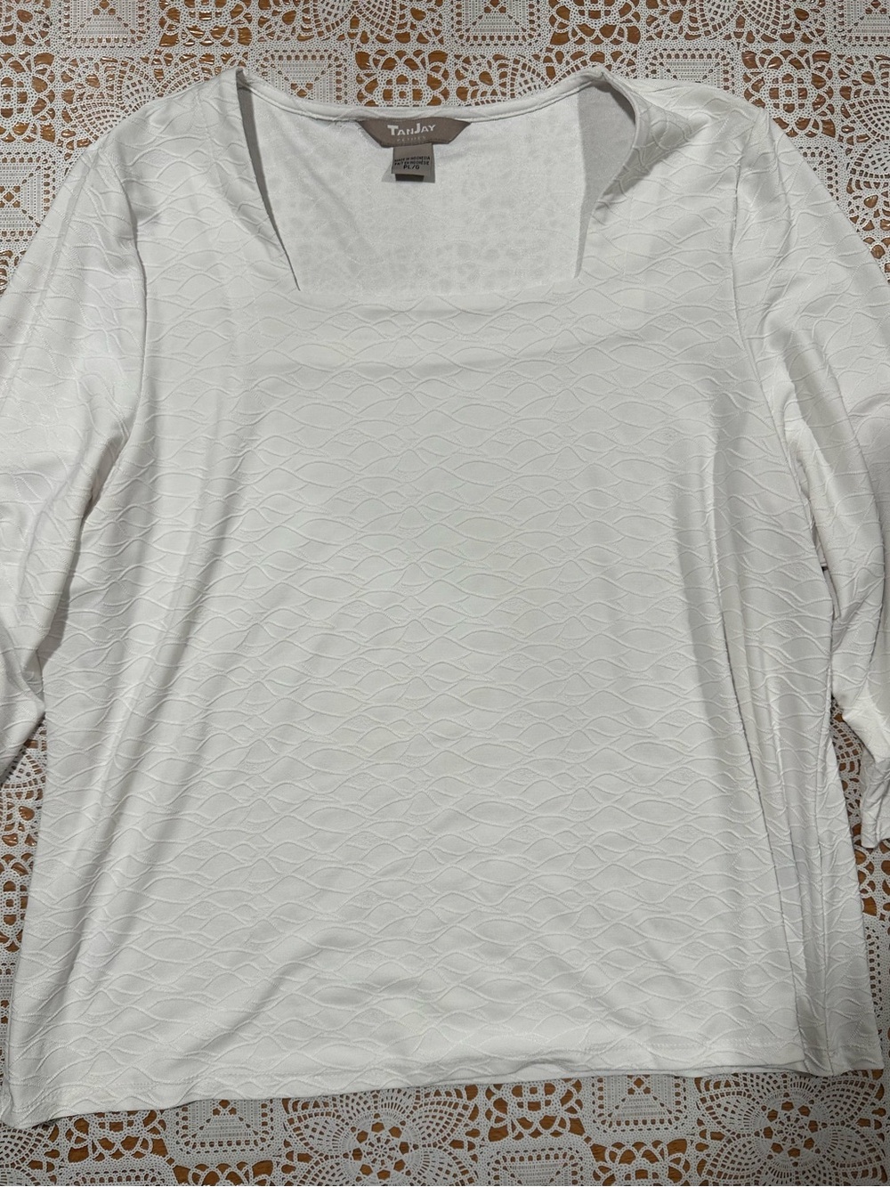 TanJay White Textured Square Neck 3/4 Sleeve Top Women’s Large